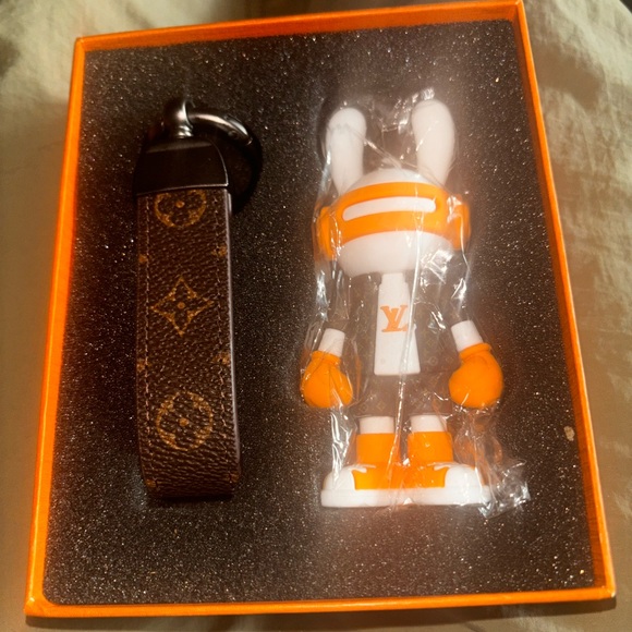Louis Vuitton Accessories - Luxury Designer Key Holder. Attach to hand bag or add keys